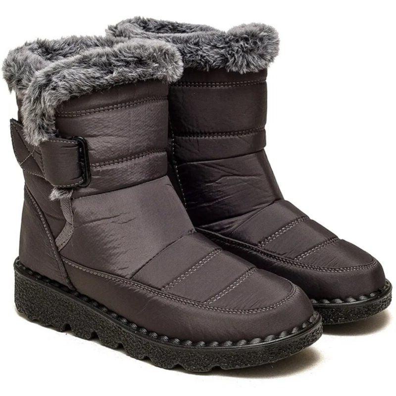 Women’s Waterproof Heeled Snow Boot